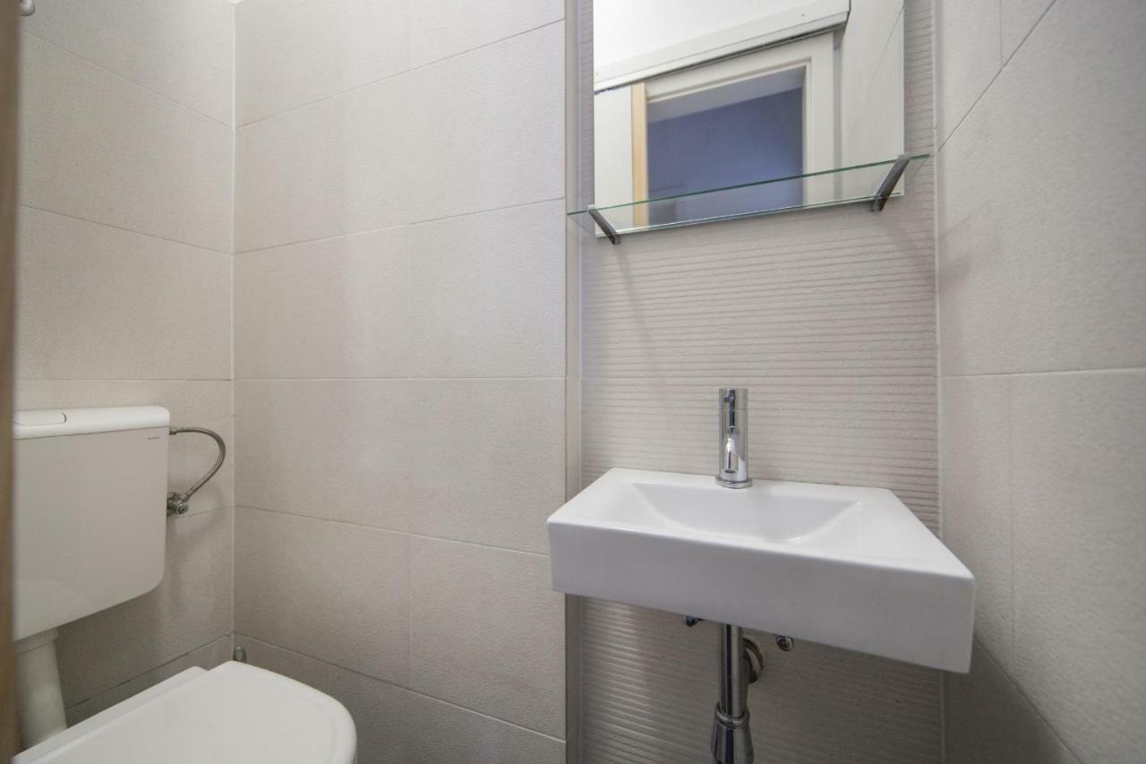 Peaceful Oasis Apartment Makarska